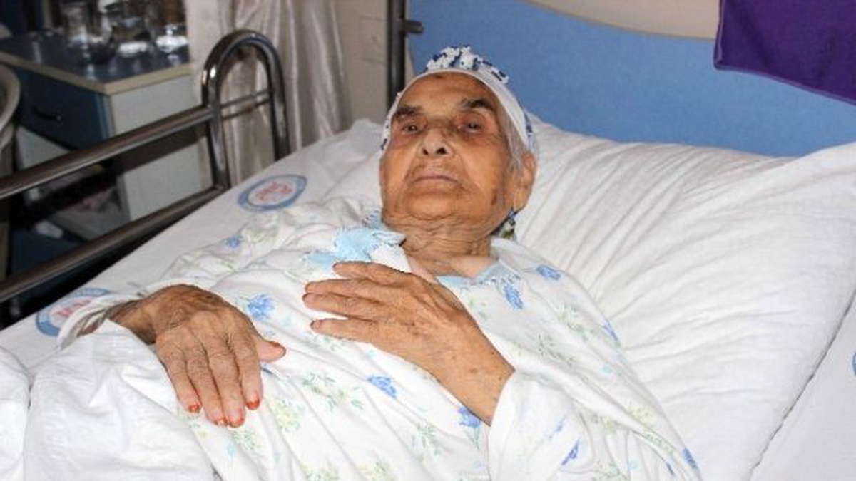 Kurbanlık Koç Mürüvet Nineyi Hastanelik Etti