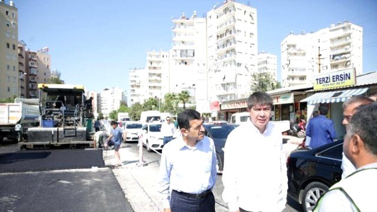 Necip Fazıl Kısakürek Caddesi\'nde San 10 Gün
