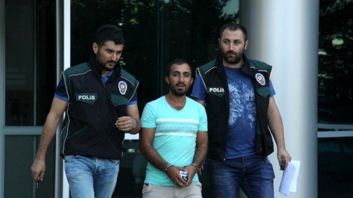Nefes Kesen Kovalamacada Yakalanan Uyuşturucu Taciri Gençler Tutuklandı
