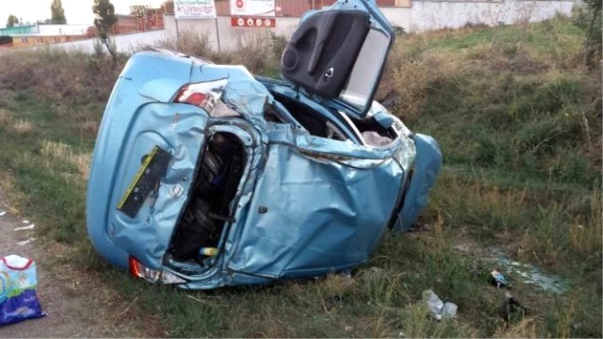 Sandıklı\'da Trafik Kazası: 4 Yaralı