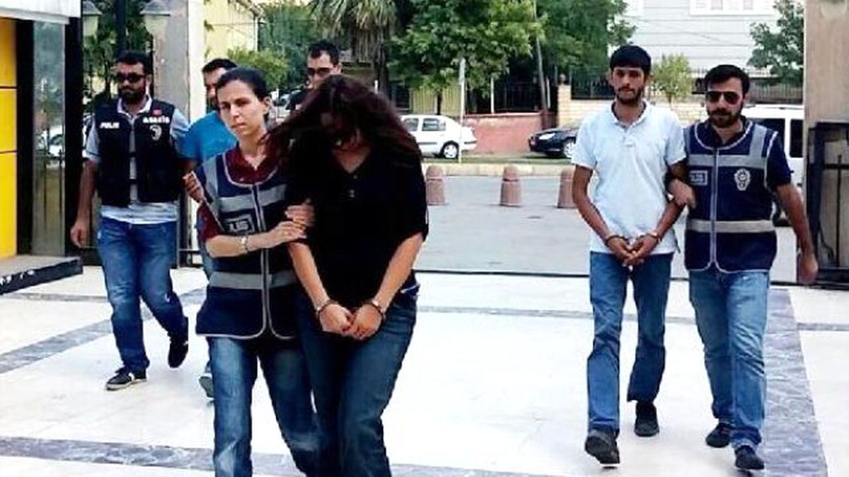Şanlıurfa\'da Sahte Altın Satan 3 Kişi Yakalandı