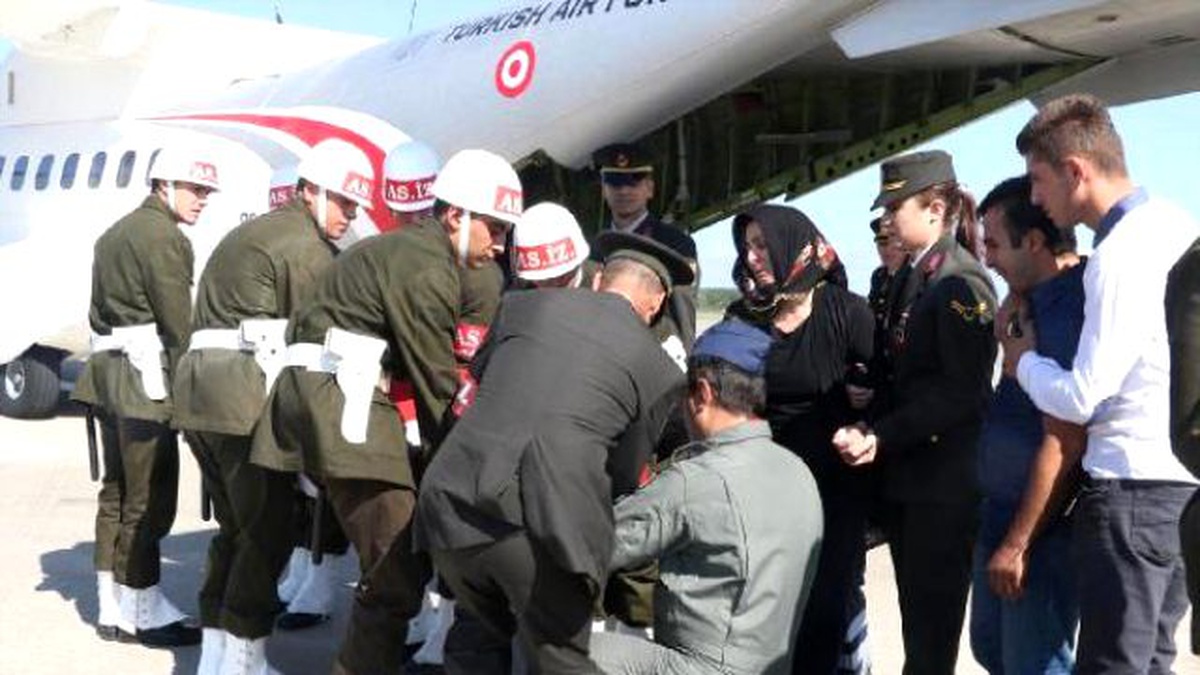 Trafik Kazasında Hayatını Kaybeden Uzman Onbaşı, Yarın Toprağa Verilecek