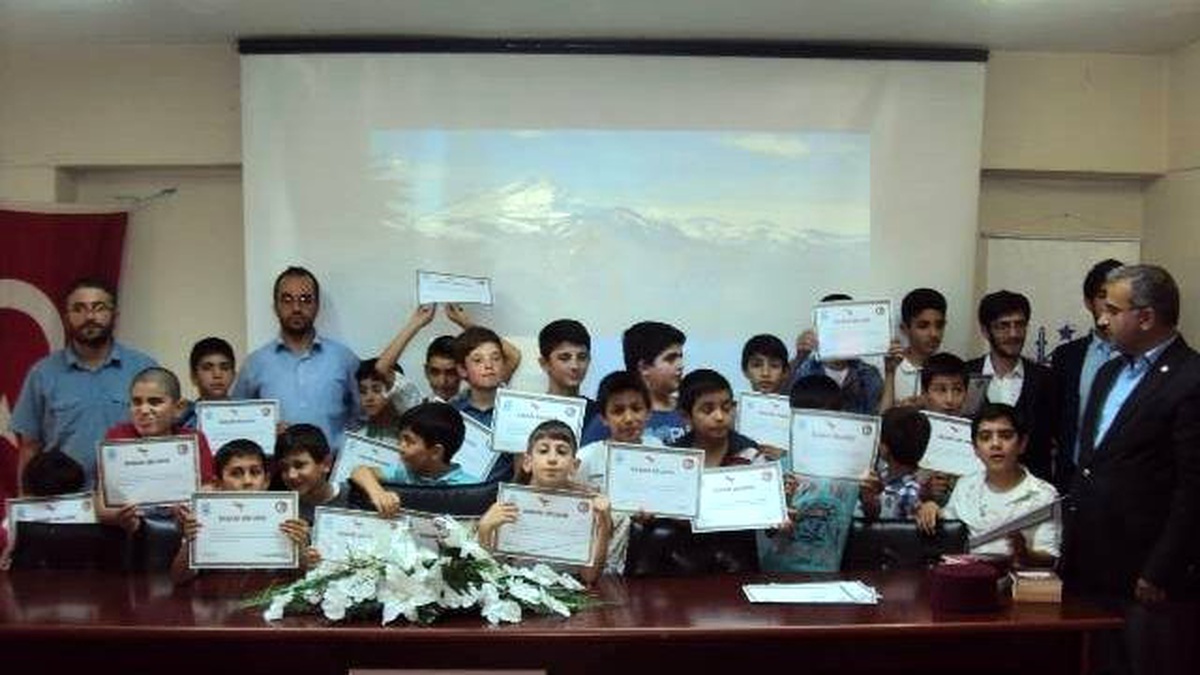 Yaz Kuran Okulu Başarı Belgeleri Dağıtıldı