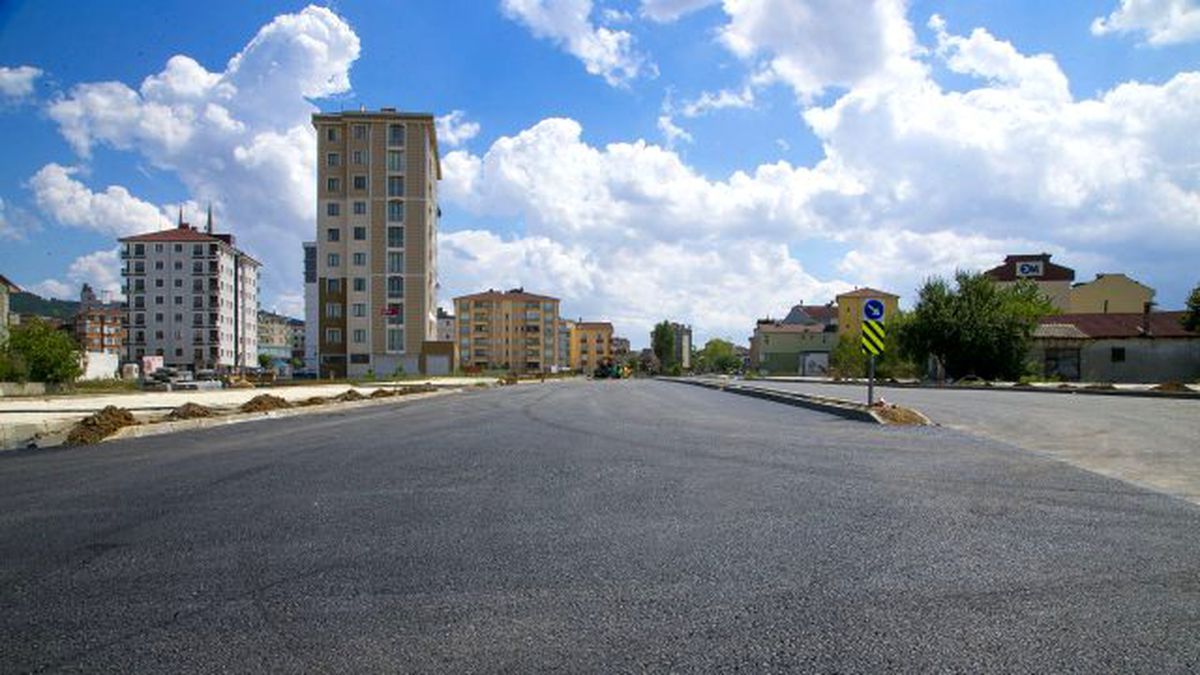 Yeni Yollar, Yeni Kaldırımlar