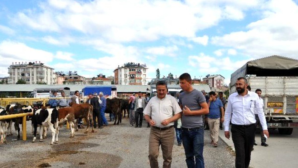 Başkan Tutal, Besicilerin Sorunlarını Dinledi
