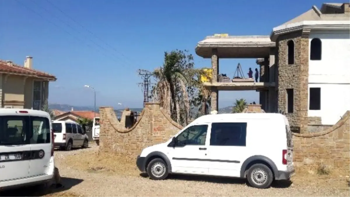 Bekçi, Pompalı Tüfekle İntihar Etti