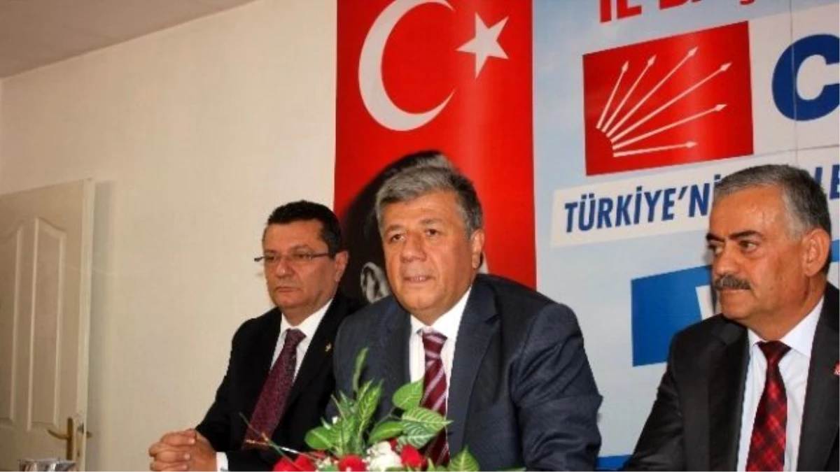 CHP Milletvekilleri Mustafa Balbay ve Hüseyin Çamak Burdur\'da