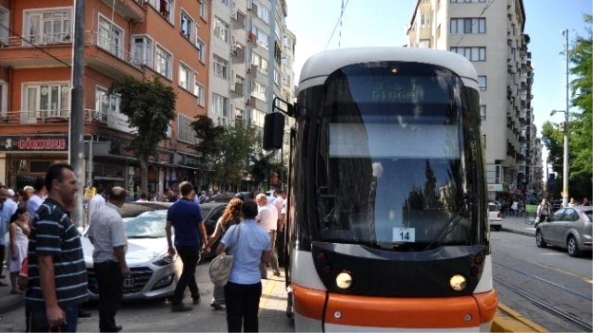 Eskişehir\'de Tramvay Kazası