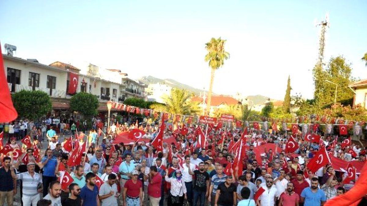 Gazipaşa Şehitler İçin Yürüdü