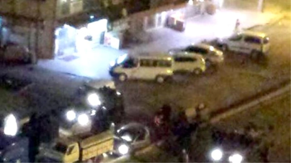 Kızıltepe\'de \'Dur\' İhtarına Uymayan Otomobili Kullanan Çocuk Vuruldu