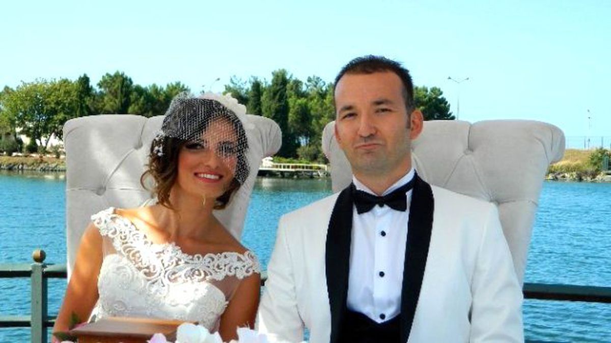 Milli Buz Hokey Oyuncusu Sinem Doğu, Dünya Evine Girdi