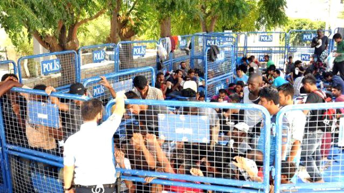 Muğla Valiliği: Kaçaklara Gayri İnsani Muamelede Bulunulmadı