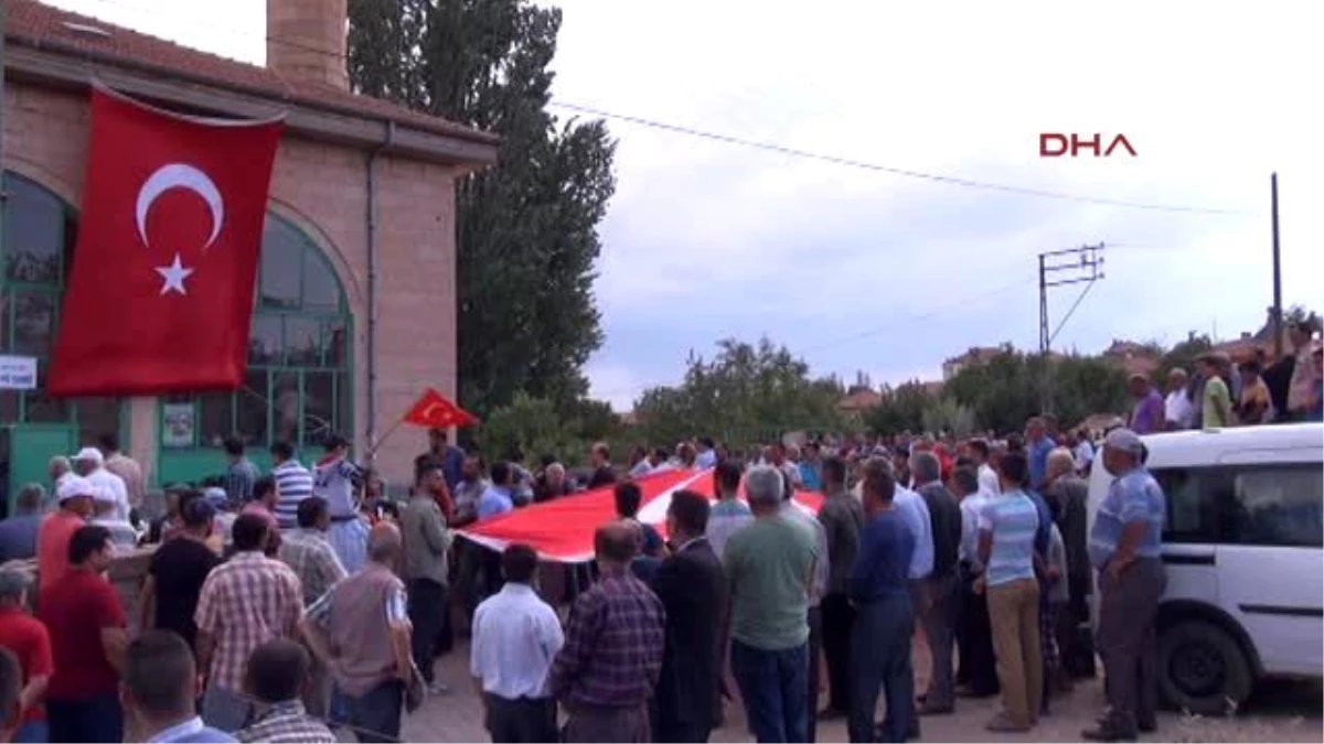 Nevşehir Tunceli\'de Şehit Olan Polis Memuru Ali Rıza Güneş Son Yolculuğuna Uğurlandı-2