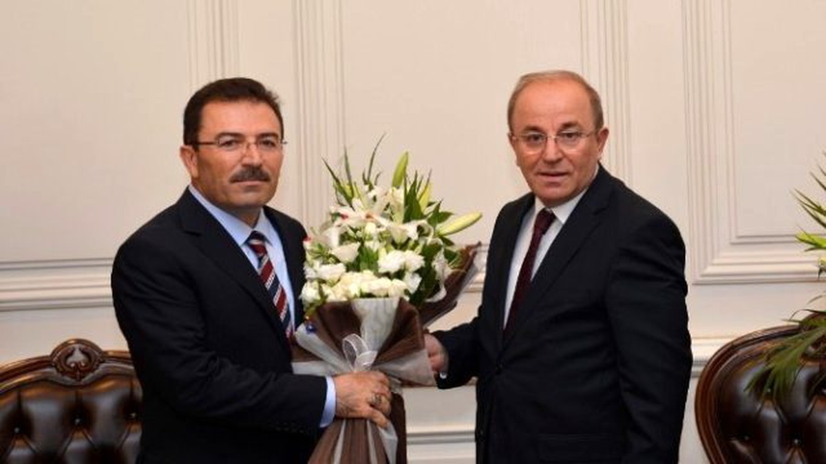 Öztürk, İçişleri Bakanlığı Görevini Altınok\'a Devretti