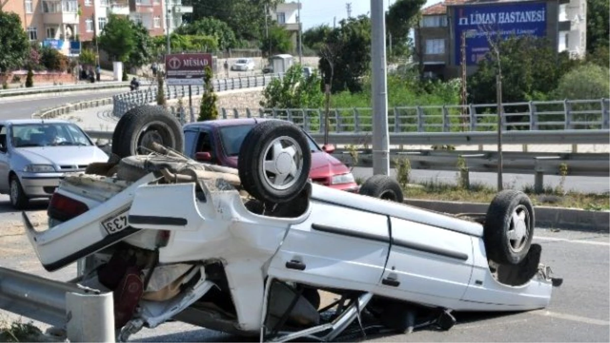Sinop\'ta Otomobil Takla Attı: 1 Yaralı