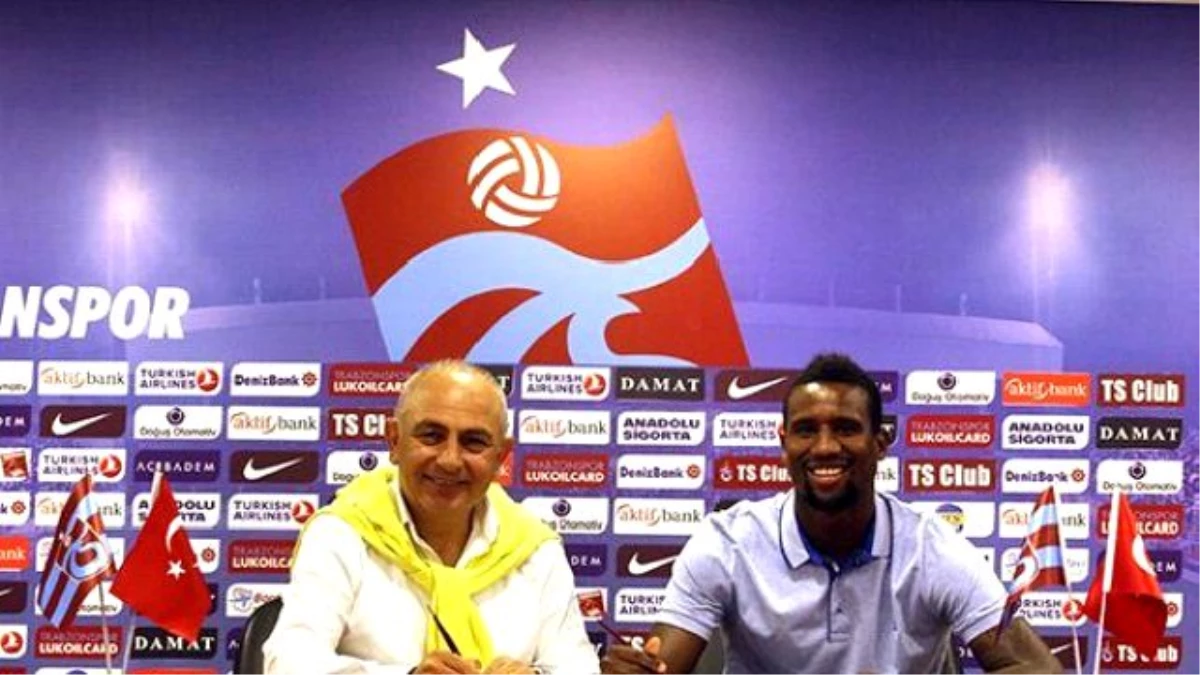 Trabzonspor\'da Douglas Franco İmzaladı