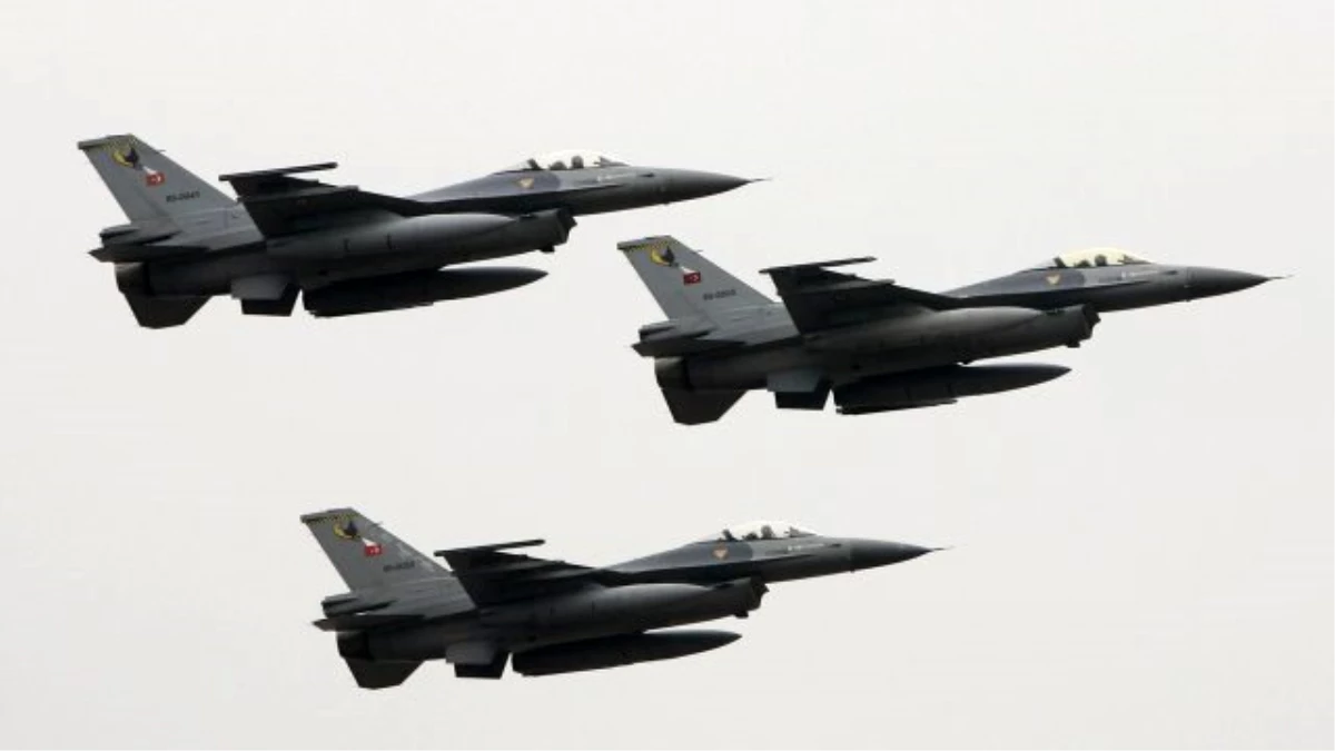Türk F-16\'ları Salı Günü IŞİD\'i Vuracak
