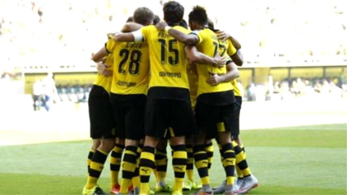 Borussia Dortmund, Hertha Berlin\'i 3-1 Yendi