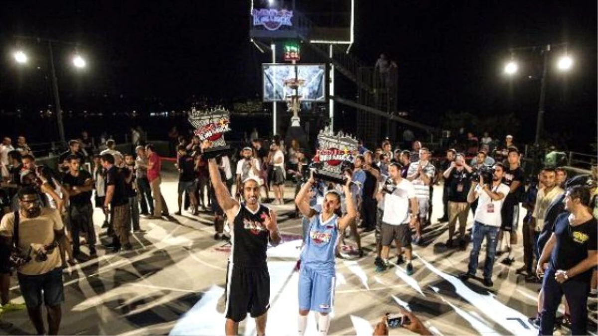 İzmirli Basketçi Kıvanç Yine Zirvede