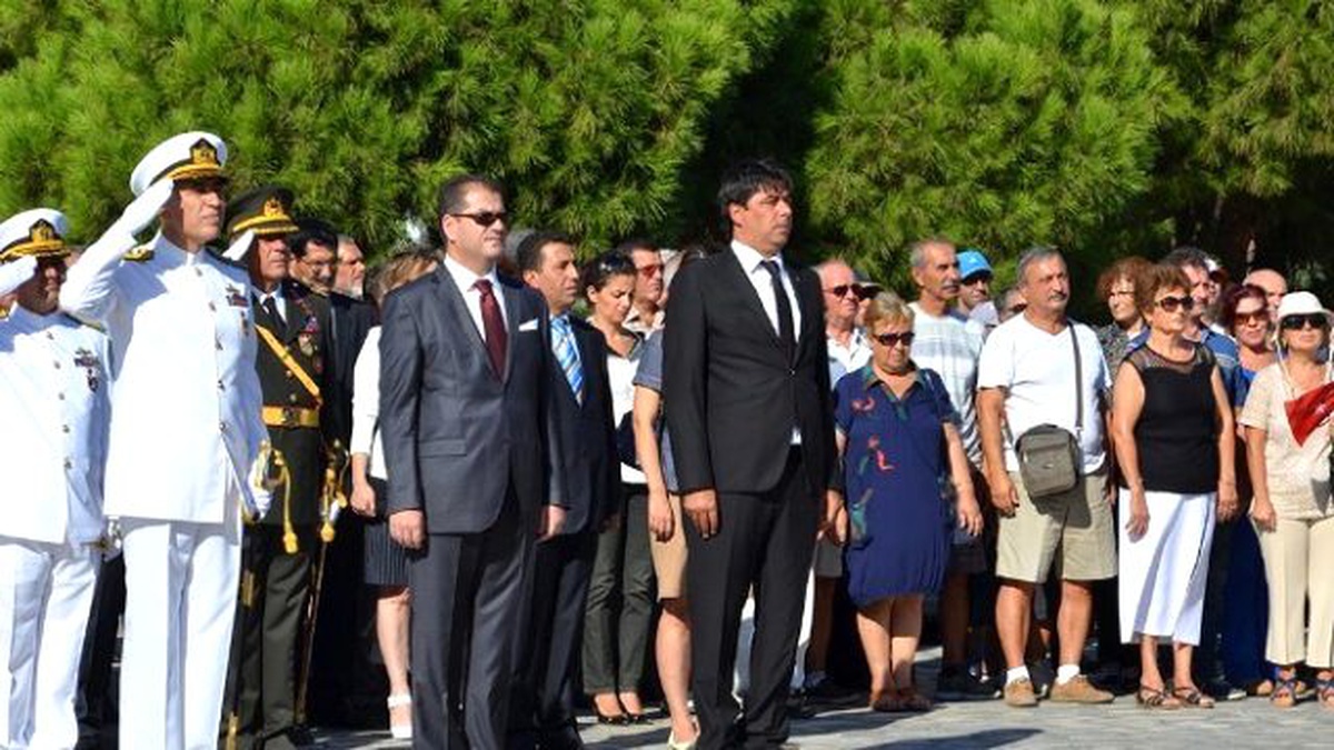 Zaferin Yıldönümü Foça\'da Kutlandı