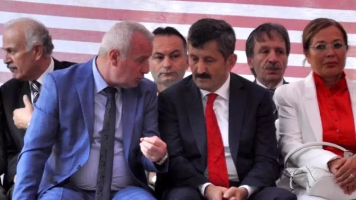 AK Parti ve MHP İl Başkanlarının Transfer Kavgası