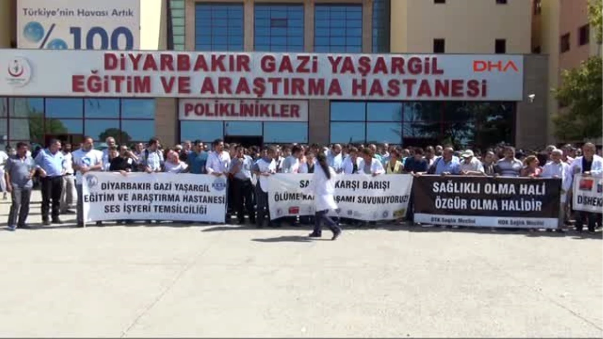 Diyarbakır - Ttb Merkez Konseyi Başkanı İlhan: Sağlıkçılar Bölgeyi Terk Etmeye Çalışıyor
