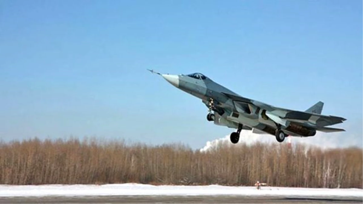 İran Rusya\'dan Savaş Uçağı Almak İstiyor