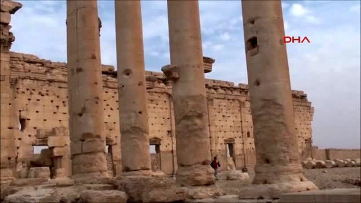 IŞİD Palmira\'da Başka Bir Tapınağı Daha Yok Etti