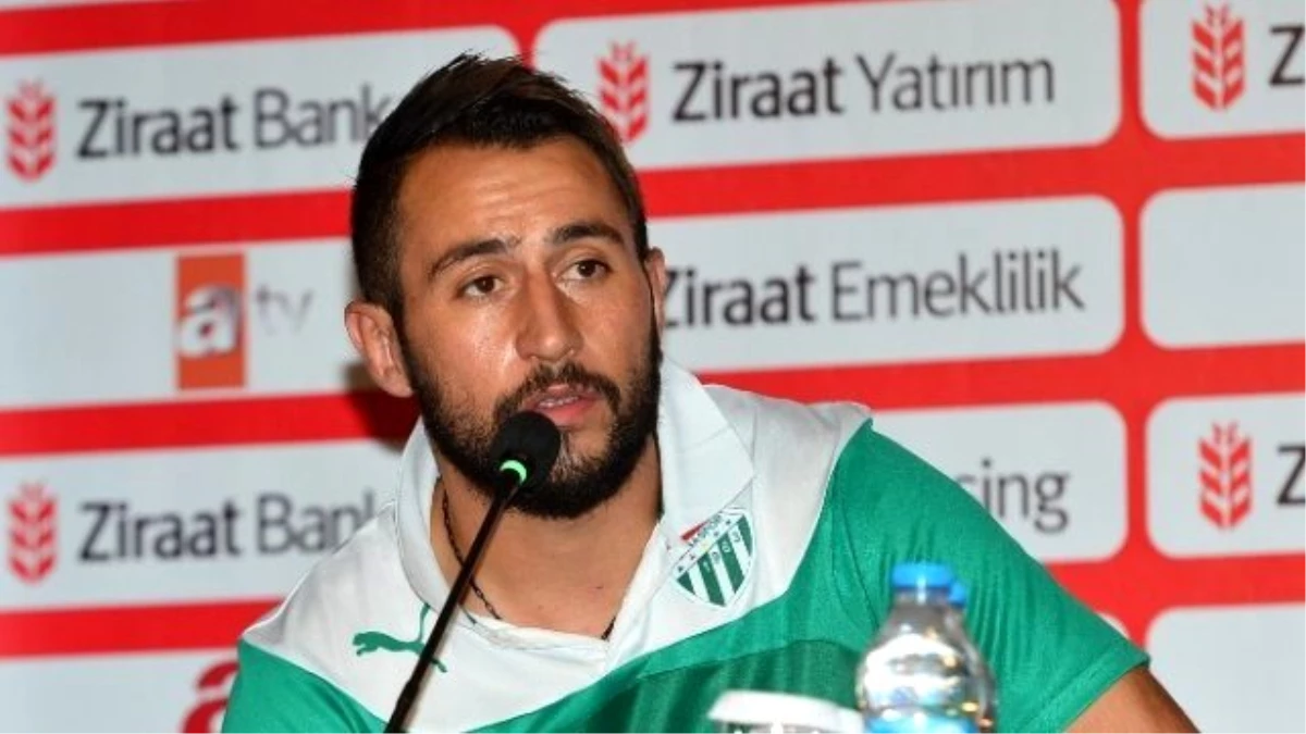 Ozan İpek, Antalyaspor\'a Transfer Oldu