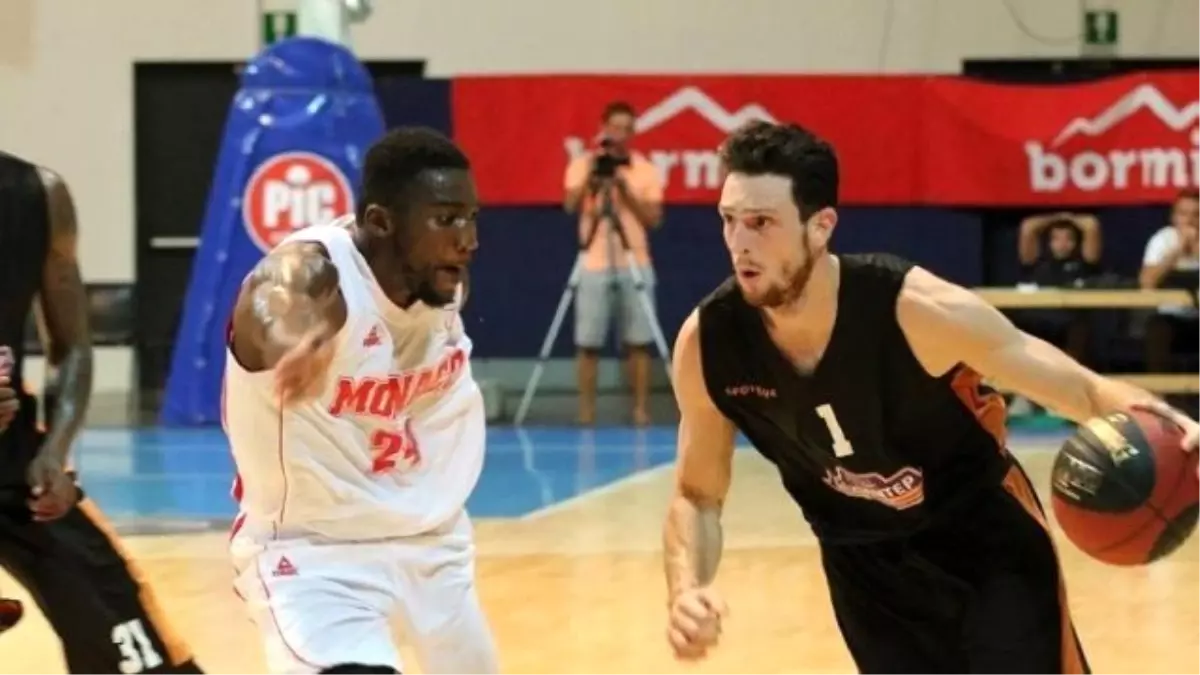 Royal Halı Gaziantep Basketbol Takımı Monaco\'ya 72-65 Yenildi