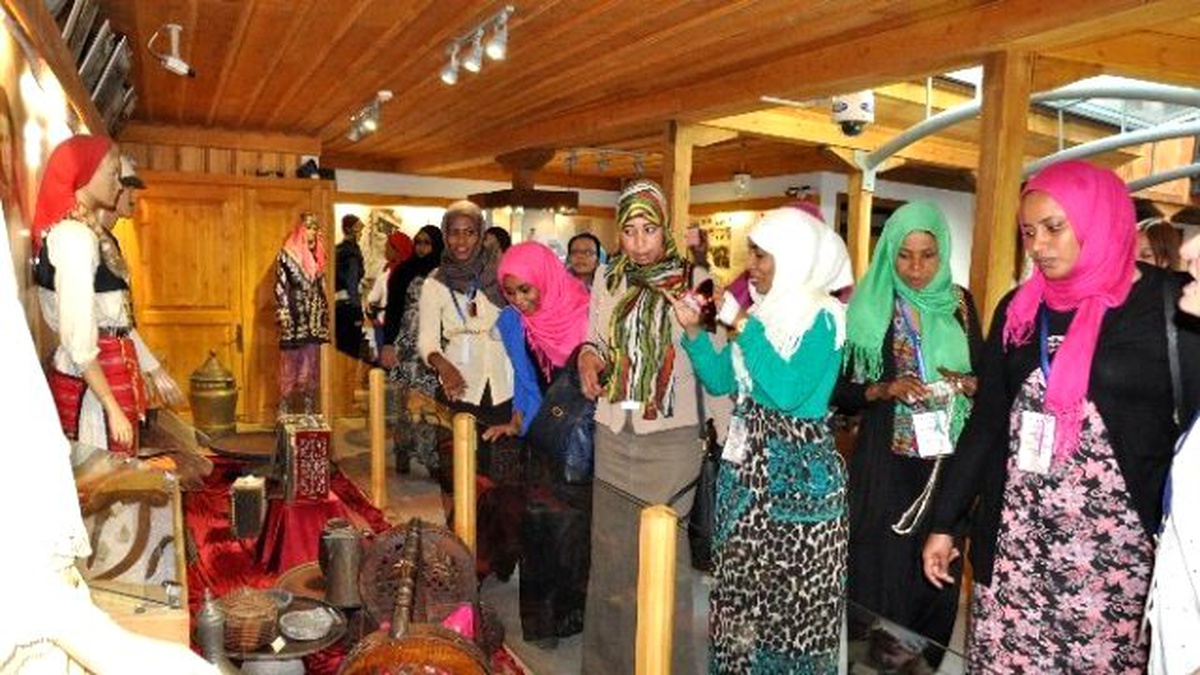 Sudanlılar İnegöl Şehir Müzesi\'ne Hayran Kaldı