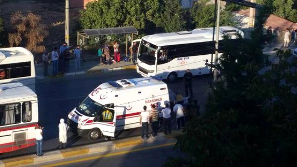 Yolun Kaşısına Geçmek İsterken Canından Oldu