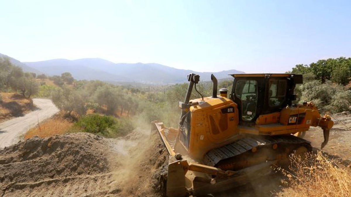 Arazi Yolları Hızla Tamamlanıyor