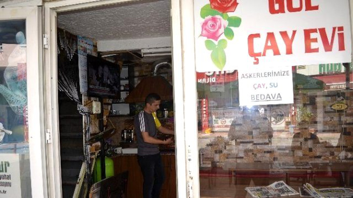 Asker ve Şehit Ailelerine Çay ile Su Bedava