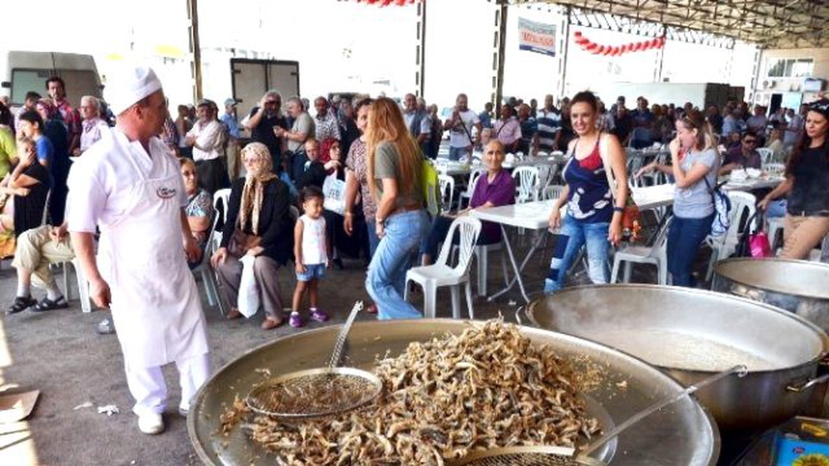 Av Yasağının Kalkmasına Balık Ekmekli Kutlama