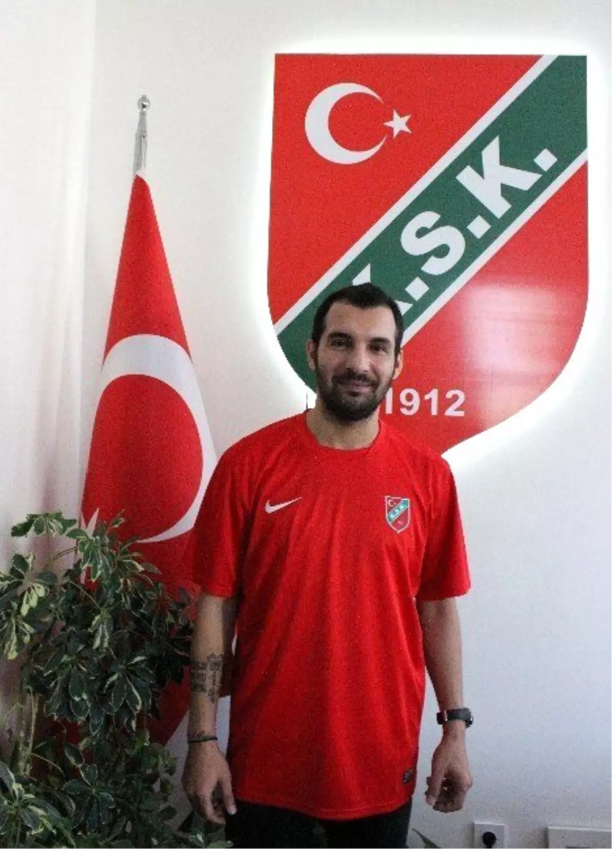 Engin Bayraktar Karşıyaka'da