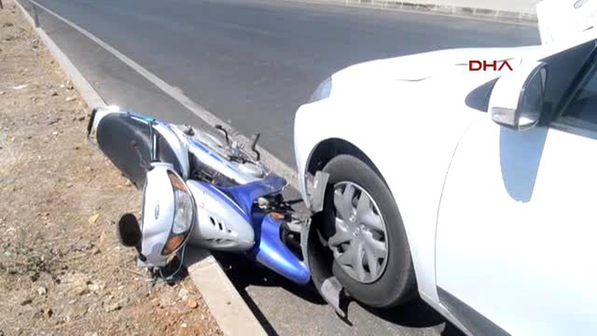Fethiye\'de Otomobilin Çarptığı Kasksız Motosiklet Sürücüsü Öldü