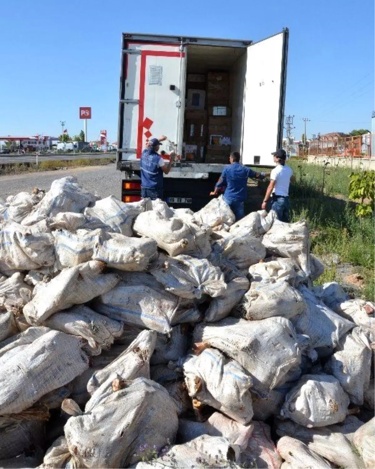 Hayvan Sakatatları Arasında Kaçak Sigara Çıktı