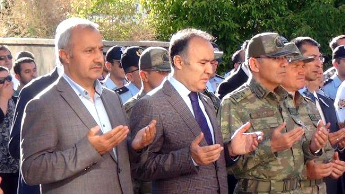 PKK\'lılar, \'Şüpheli Var\' İhbarıyla Çağrılan Polisi Şehit Etti (3)
