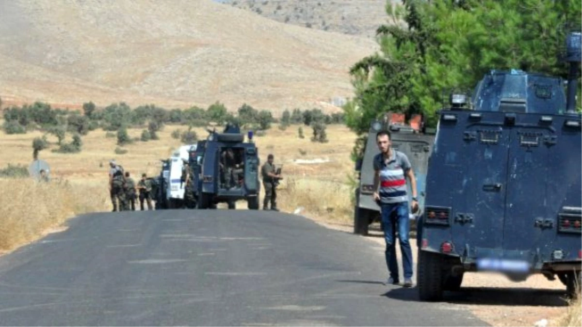 Şırnak\'ta Asker Taşıyan Araca Silahlı Saldırı: 2 Yaralı