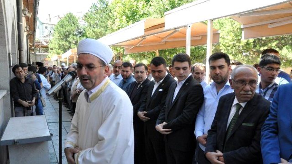 Sivas\'ta \'Yunus Koca\' İçin Gıyabi Cenaze Namazı Kılındı