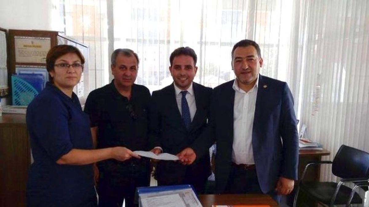 Şükrü Nazlı ve İshak Gazel\'den Aday Adaylığı Başvurusu
