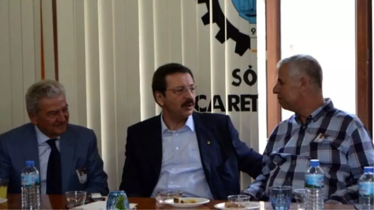 TOBB Başkanı Hisarcıklıoğlu, Anya Ailesine Taziye Ziyaretinde Bulundu