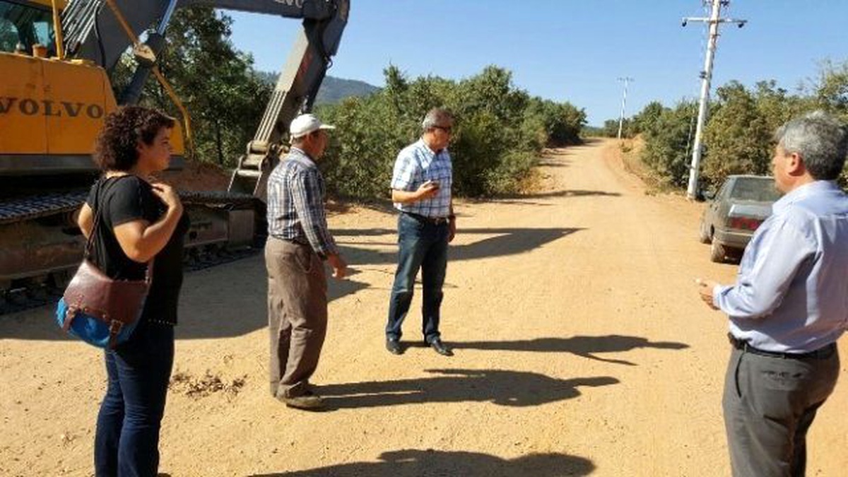 Alaşehir Belediyesi Mahallelerdeki Sorunları Yerinde İnceliyor
