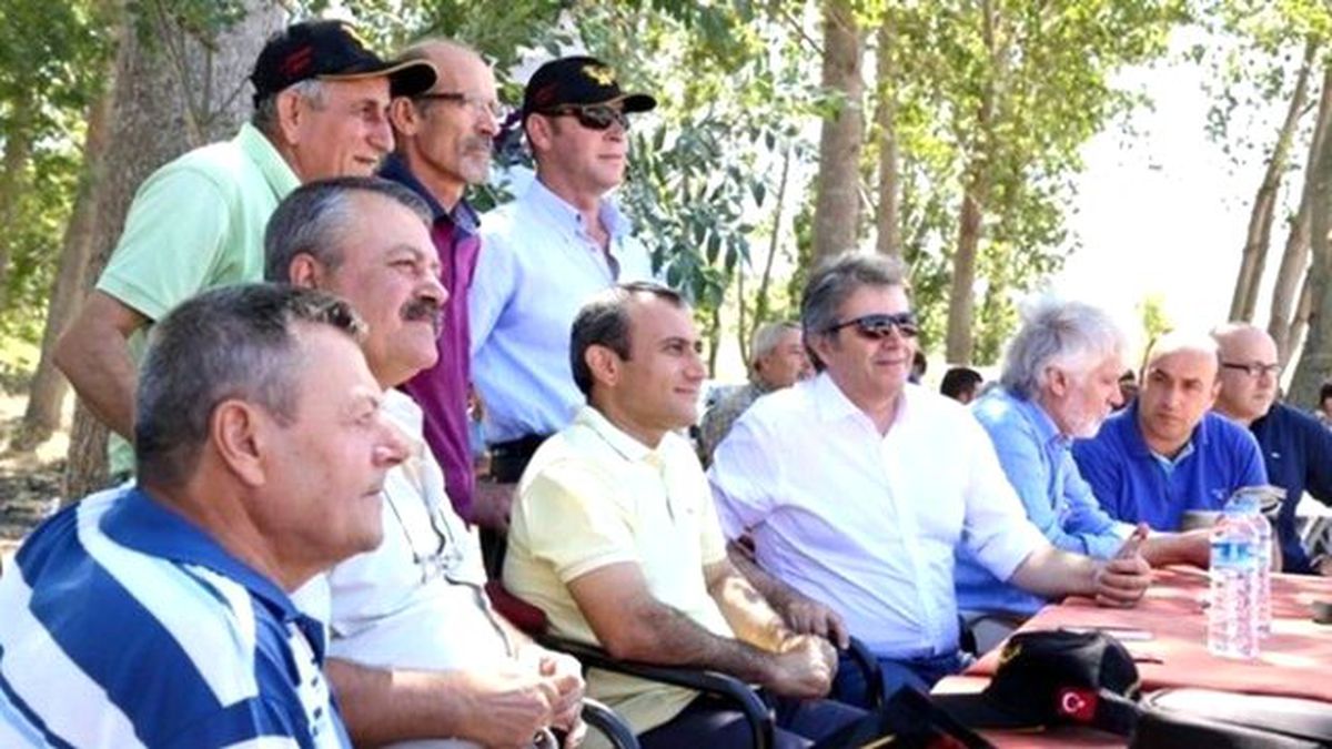 Bandırmada Avcılar, Sezonu Açtı