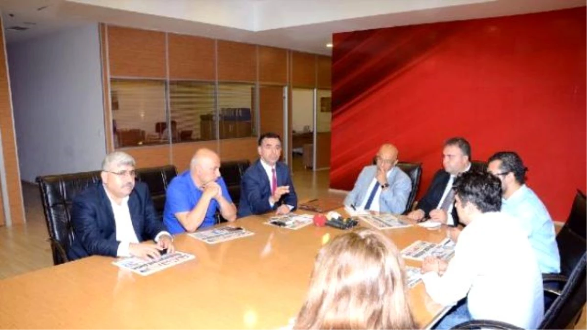CHP Heyeti Yurt ve Birgün Gazetelerini Ziyaret Etti