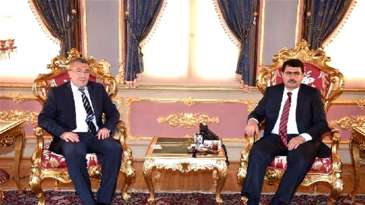 İstanbul Emniyet Müdürü Çalışkan, Vali Şahin\'i Ziyaret Etti