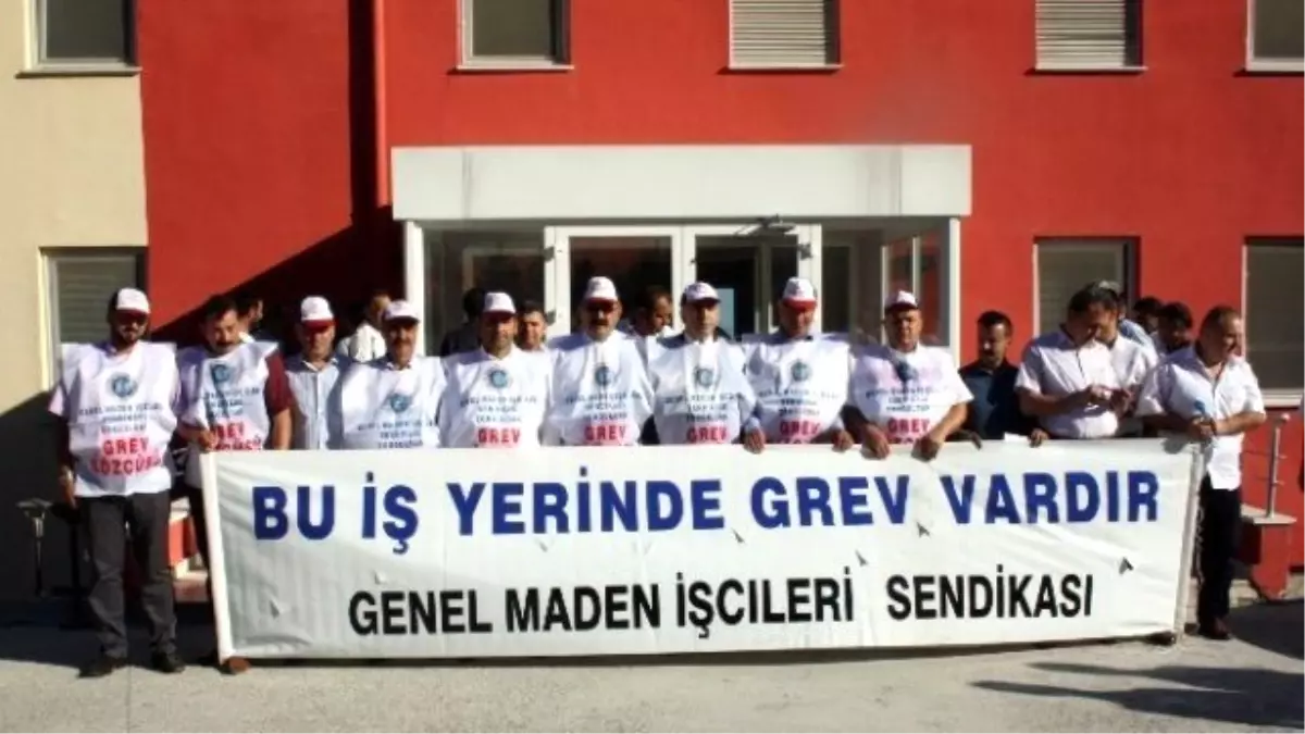 Madencilerin "Çift Maaş" Grevi Yeniden Başladı