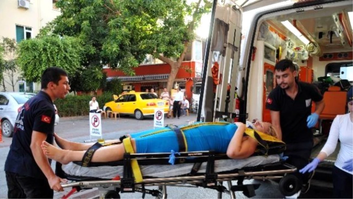 Otomobilin Çarptığı İsveçli Kadın Yaralandı