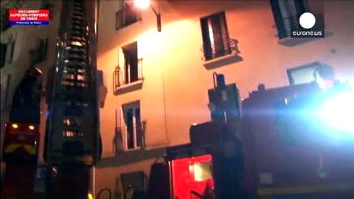 Paris\'te Son On Yılın En Büyük Yangını : 8 Ölü